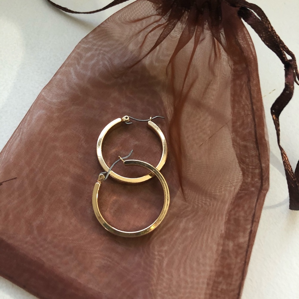 GOLD HOOPS 💫⚜️